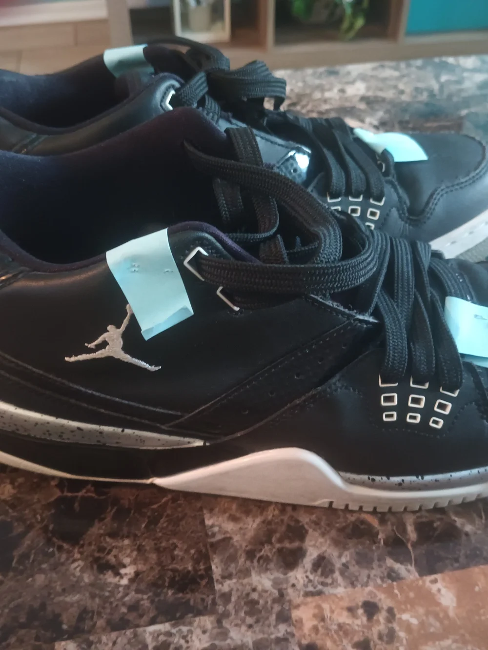 Jordan Men's Black and White Low-Top Sneakers